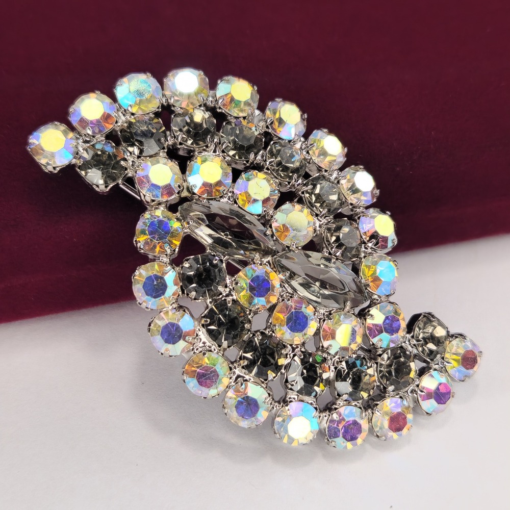 Vintage 1960s Aurora Borealis Smoky Gray Rhinestone Brooch Silver Tone